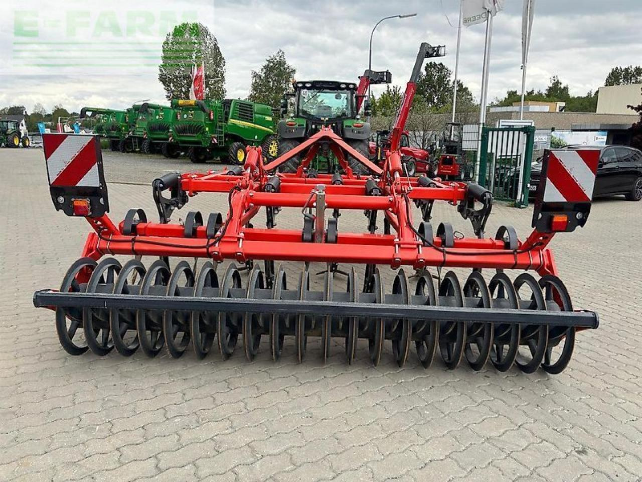 Kuhn cultimer l 300 ns - Культиватор: фото 2 Kuhn cultimer l 300 ns - Культиватор: фото 2