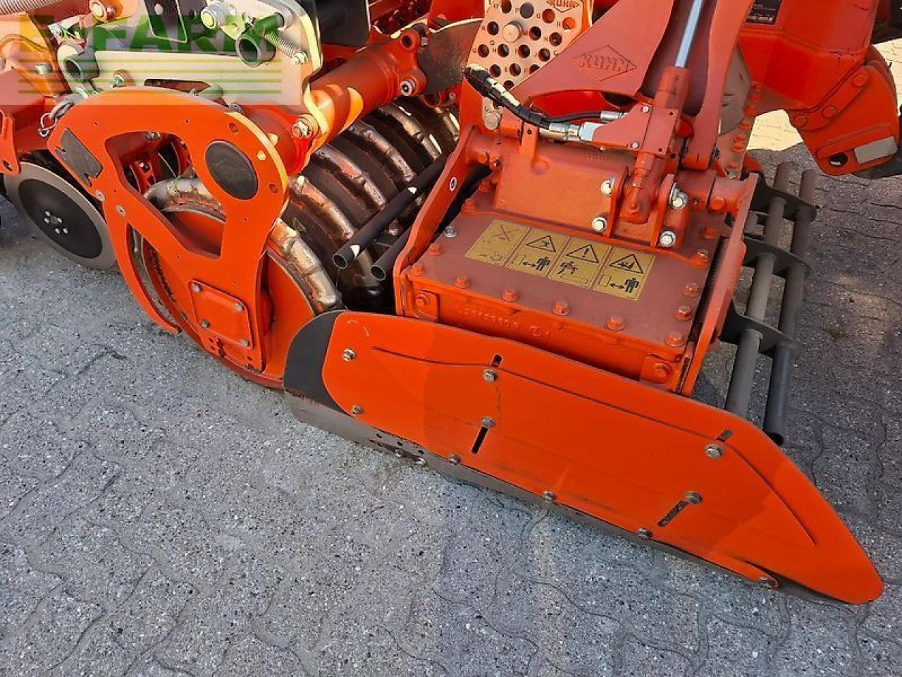 Kuhn drillkombination venta 3030 + kreiselegge hr 3030 - Сівалка: фото 4 Kuhn drillkombination venta 3030 + kreiselegge hr 3030 - Сівалка: фото 4