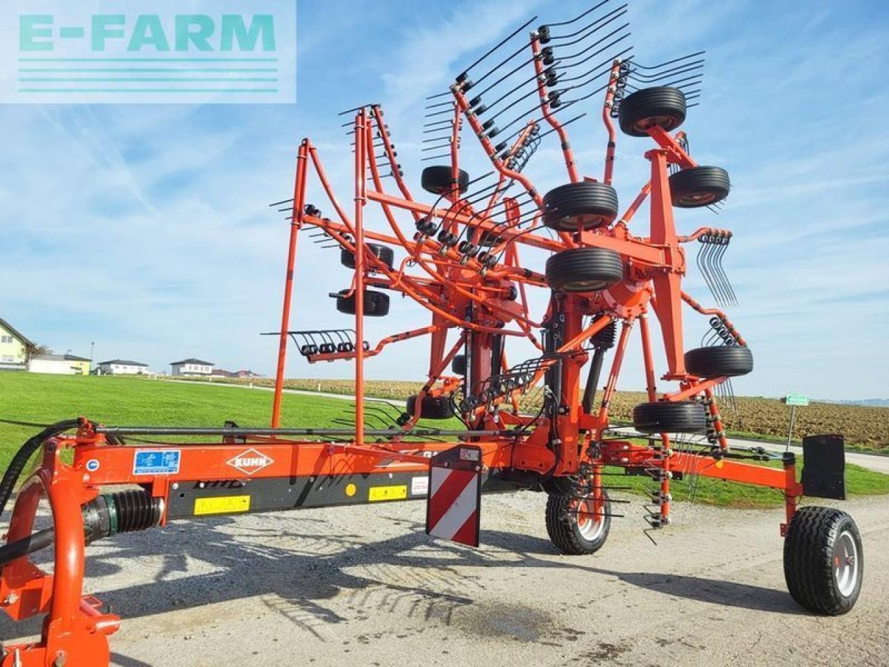 Kuhn ga7501+ 2-kreisel-mittelschwader - Сіноворушилка: фото 1 Kuhn ga7501+ 2-kreisel-mittelschwader - Сіноворушилка: фото 1