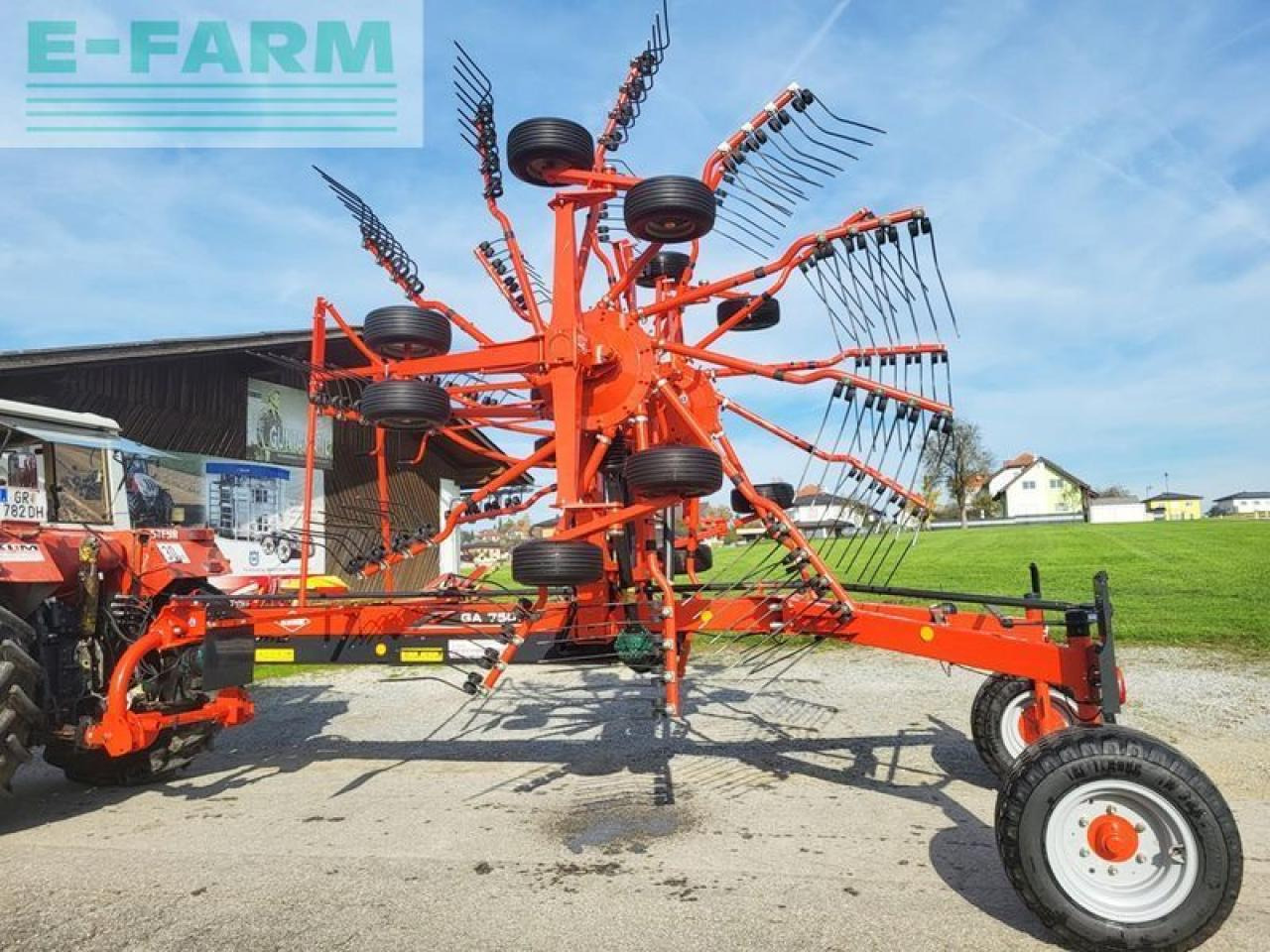 Kuhn ga7501+ 2-kreisel-mittelschwader - Сіноворушилка: фото 4 Kuhn ga7501+ 2-kreisel-mittelschwader - Сіноворушилка: фото 4