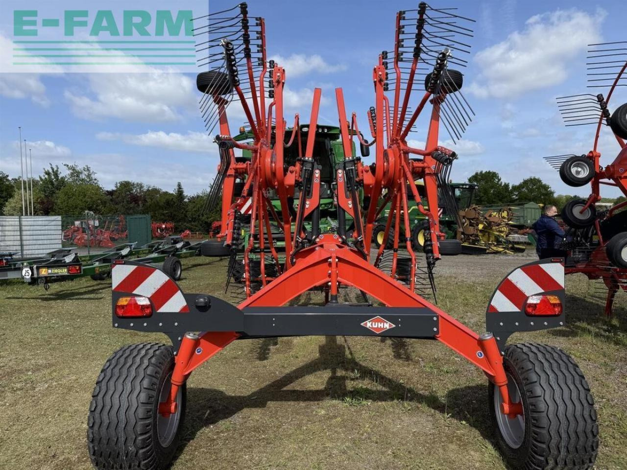 Kuhn ga8131 - Сіноворушилка: фото 5 Kuhn ga8131 - Сіноворушилка: фото 5