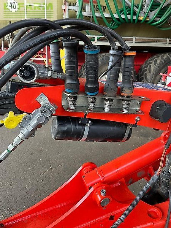 Kuhn optimer l 12000 - Дисковий культиватор: фото 3 Kuhn optimer l 12000 - Дисковий культиватор: фото 3