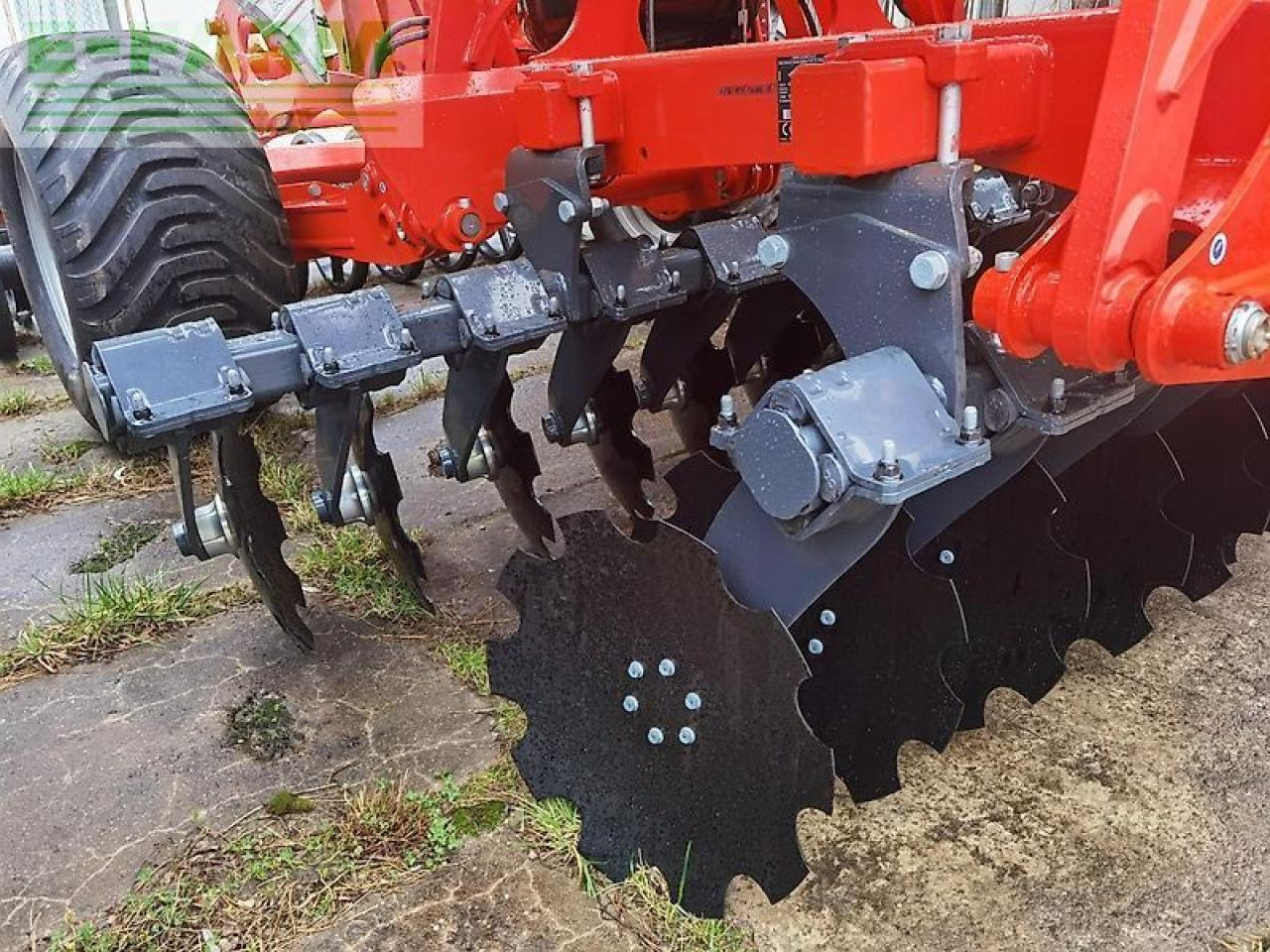 Kuhn optimer l6000 - Дисковий культиватор: фото 3 Kuhn optimer l6000 - Дисковий культиватор: фото 3