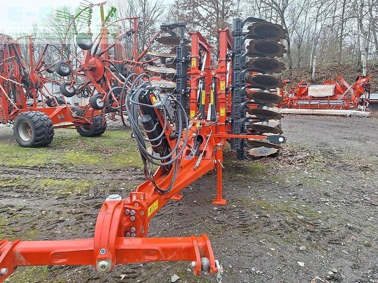 Kuhn optimer xl4000 scheibenegge kurzscheibenegge scheibe - Дисковий культиватор: фото 4 Kuhn optimer xl4000 scheibenegge kurzscheibenegge scheibe - Дисковий культиватор: фото 4