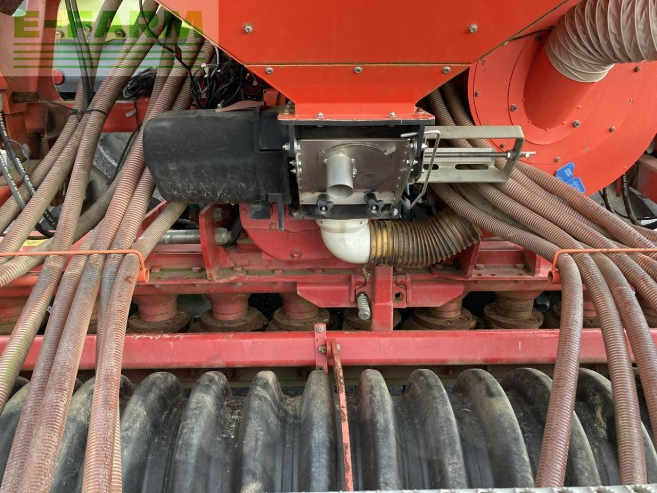 Kverneland ngs 101 mit kuhn venta lc 4000 - Посівний комплекс: фото 5 Kverneland ngs 101 mit kuhn venta lc 4000 - Посівний комплекс: фото 5