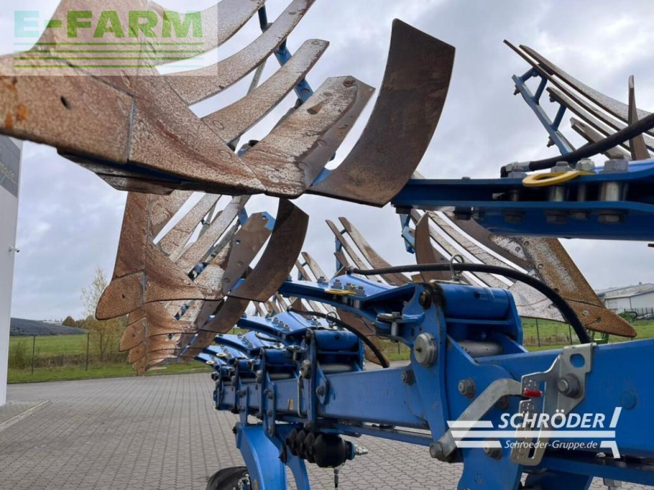 Lemken diamant 16 v u - vorführer - Плуг: фото 4 Lemken diamant 16 v u - vorführer - Плуг: фото 4