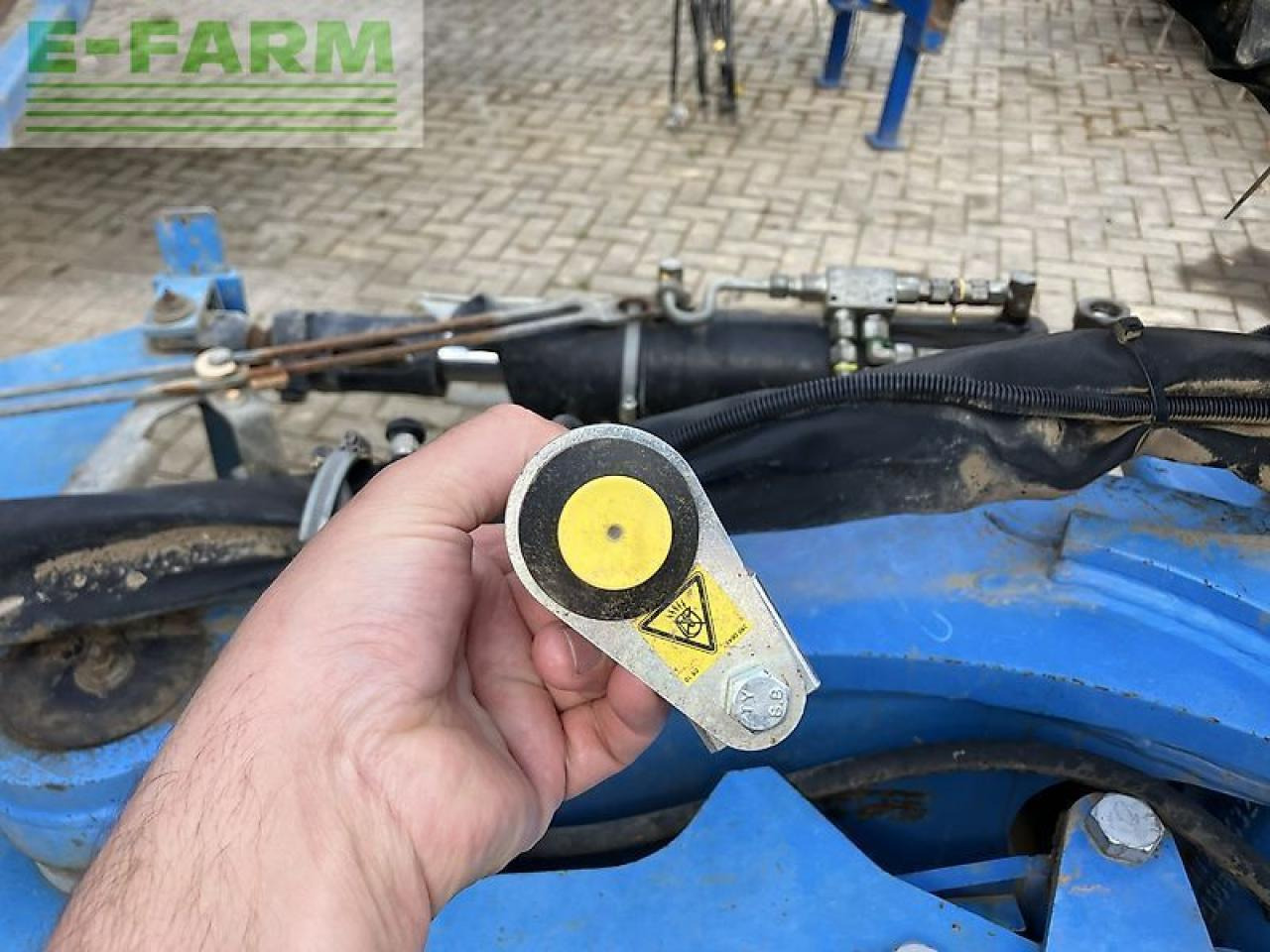 Lemken juwel 8 v t 5/1 drehpflug 6 schar - Плуг: фото 5 Lemken juwel 8 v t 5/1 drehpflug 6 schar - Плуг: фото 5