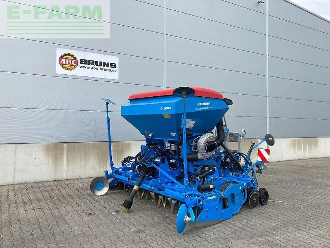 Lemken solitair 9+ / zirkon 12/300 - Техніка для обробки ґрунту: фото 1 Lemken solitair 9+ / zirkon 12/300 - Техніка для обробки ґрунту: фото 1