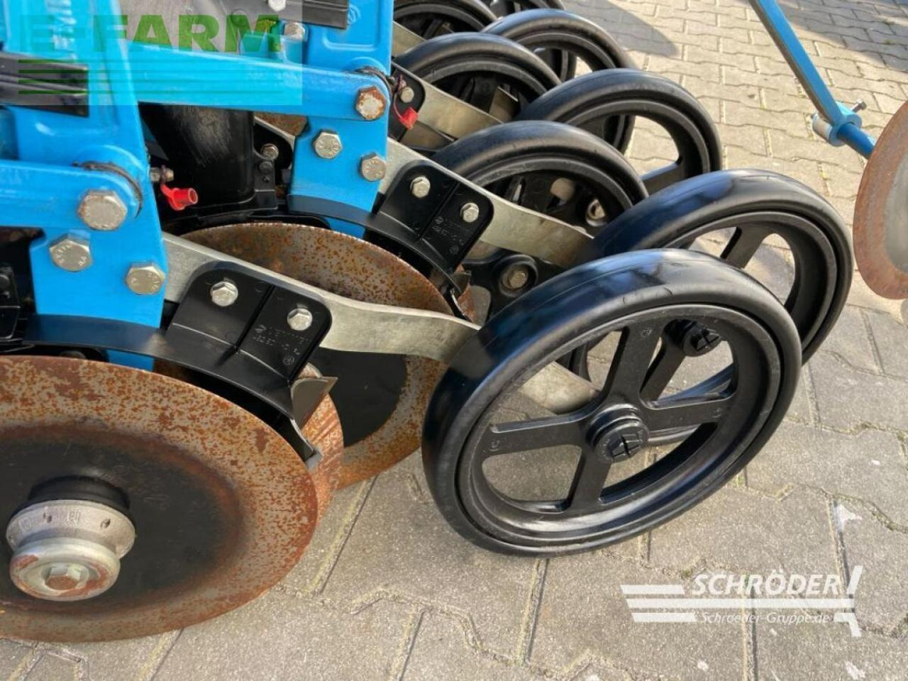 Lemken zirkon 12/300 + saphir 8/300-ds 125 - Сівалка: фото 3 Lemken zirkon 12/300 + saphir 8/300-ds 125 - Сівалка: фото 3