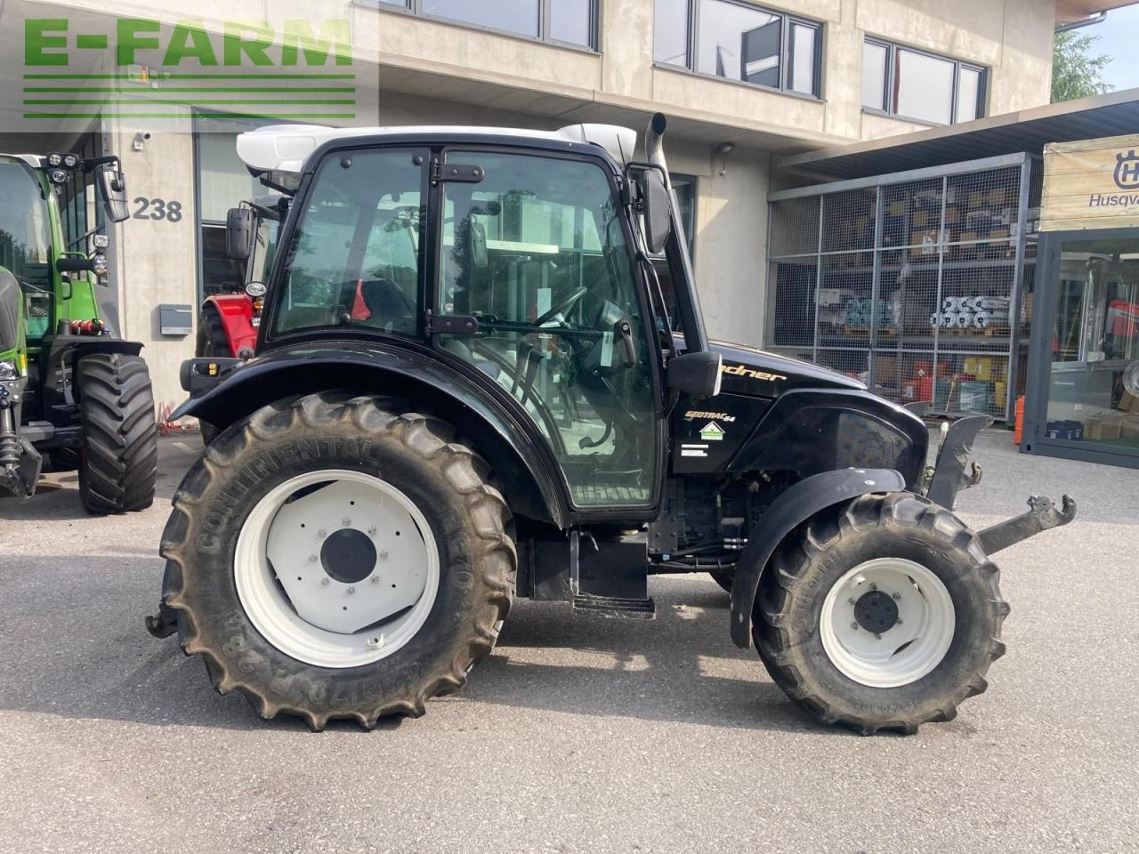 Lindner geotrac 64 alpin - Трактор: фото 2 Lindner geotrac 64 alpin - Трактор: фото 2