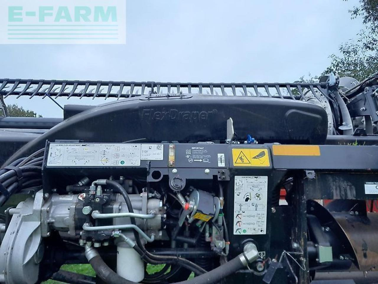 MacDon fd 235 flexdraper - 10,6m / adapter case - Обладнання для кормозбирального комбайну: фото 4 MacDon fd 235 flexdraper - 10,6m / adapter case - Обладнання для кормозбирального комбайну: фото 4