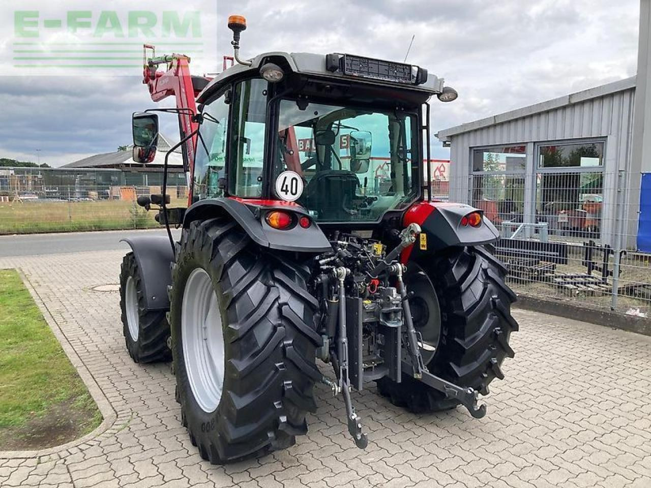 Massey Ferguson 4708m - Трактор: фото 4 Massey Ferguson 4708m - Трактор: фото 4