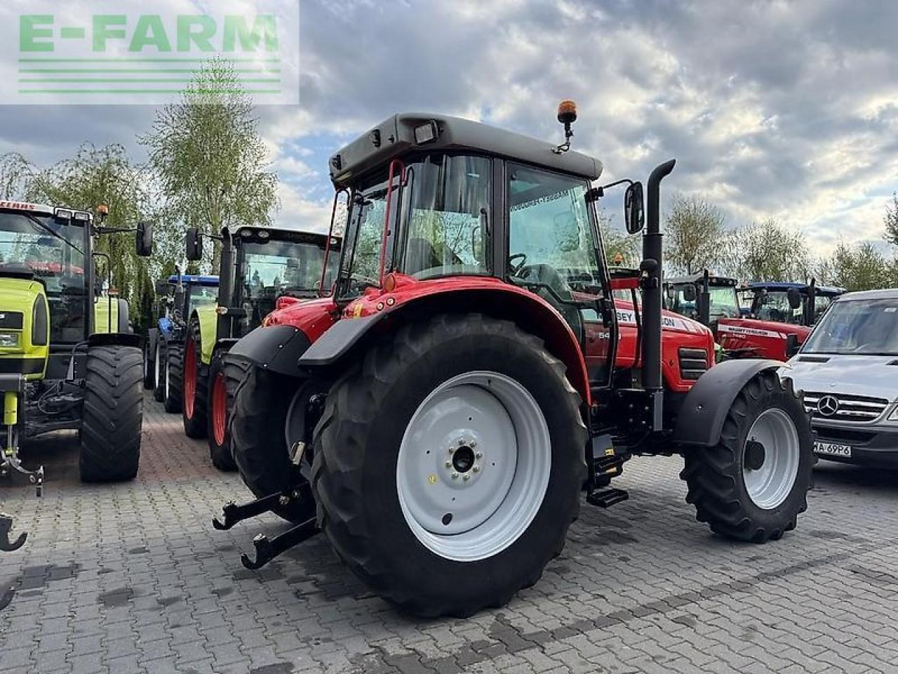 Massey Ferguson 5470 dyna-4 - Трактор: фото 5 Massey Ferguson 5470 dyna-4 - Трактор: фото 5