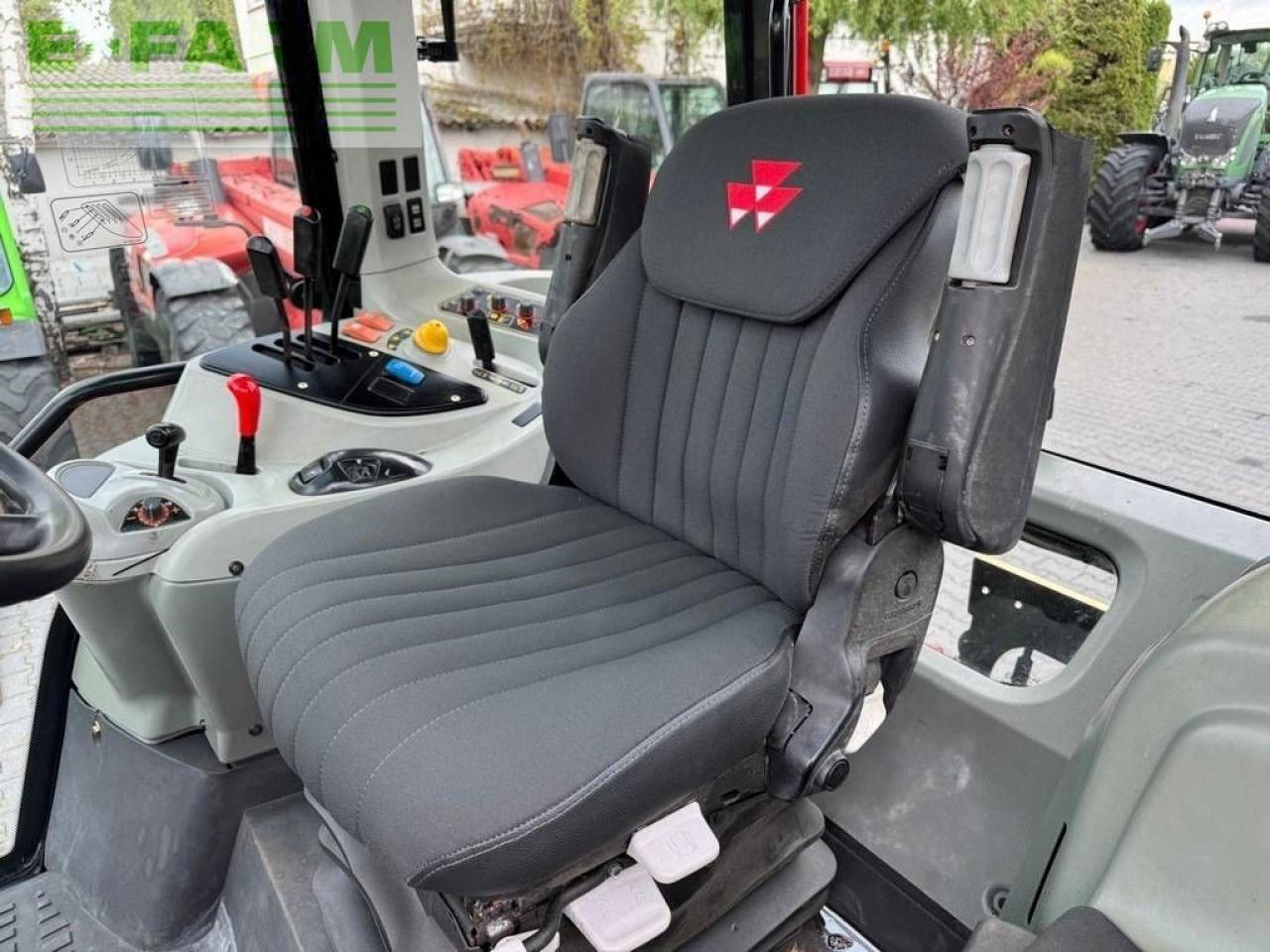 Трактор Massey Ferguson 5470 dyna-4: фото 11