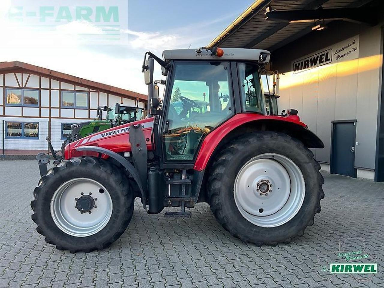 Massey Ferguson 6455 dyna-6 - Трактор: фото 4 Massey Ferguson 6455 dyna-6 - Трактор: фото 4