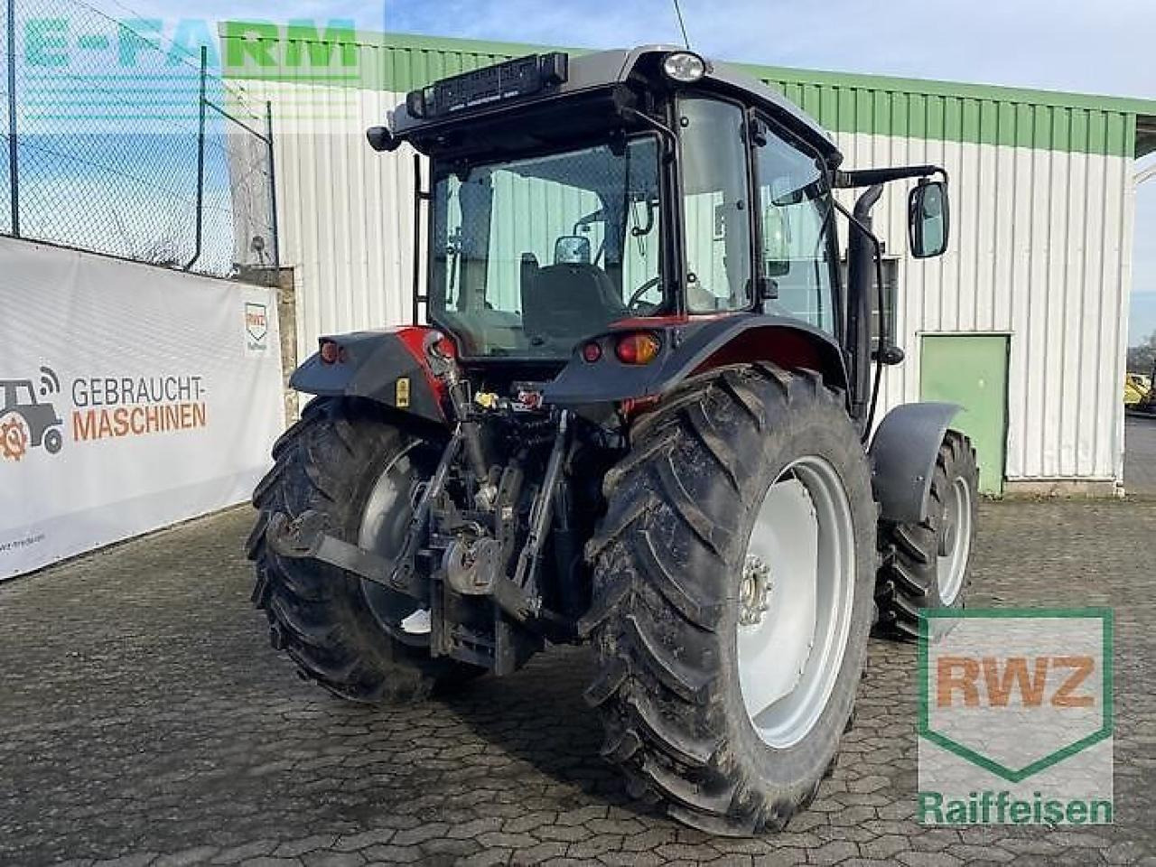 Massey Ferguson 6712 - Трактор: фото 2 Massey Ferguson 6712 - Трактор: фото 2