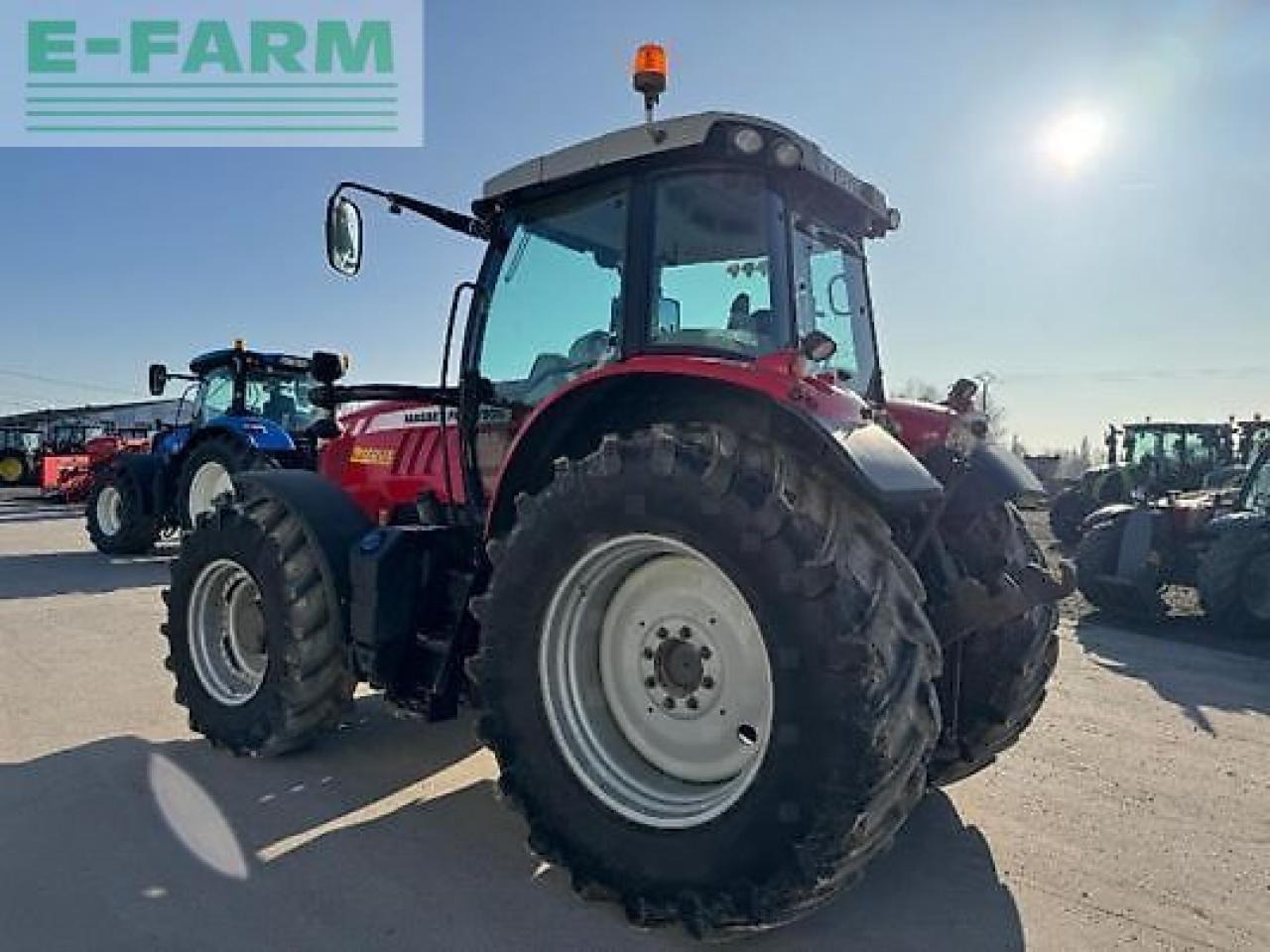 Massey Ferguson 6715 s dyna vt - Трактор: фото 2 Massey Ferguson 6715 s dyna vt - Трактор: фото 2