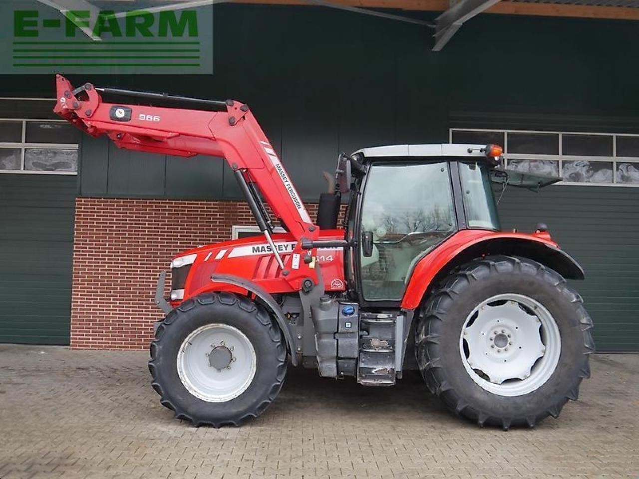 Massey Ferguson 7614 dyna4 + frontlader - Трактор: фото 4 Massey Ferguson 7614 dyna4 + frontlader - Трактор: фото 4