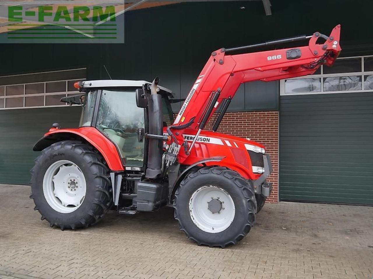 Massey Ferguson 7614 dyna4 + frontlader - Трактор: фото 1 Massey Ferguson 7614 dyna4 + frontlader - Трактор: фото 1