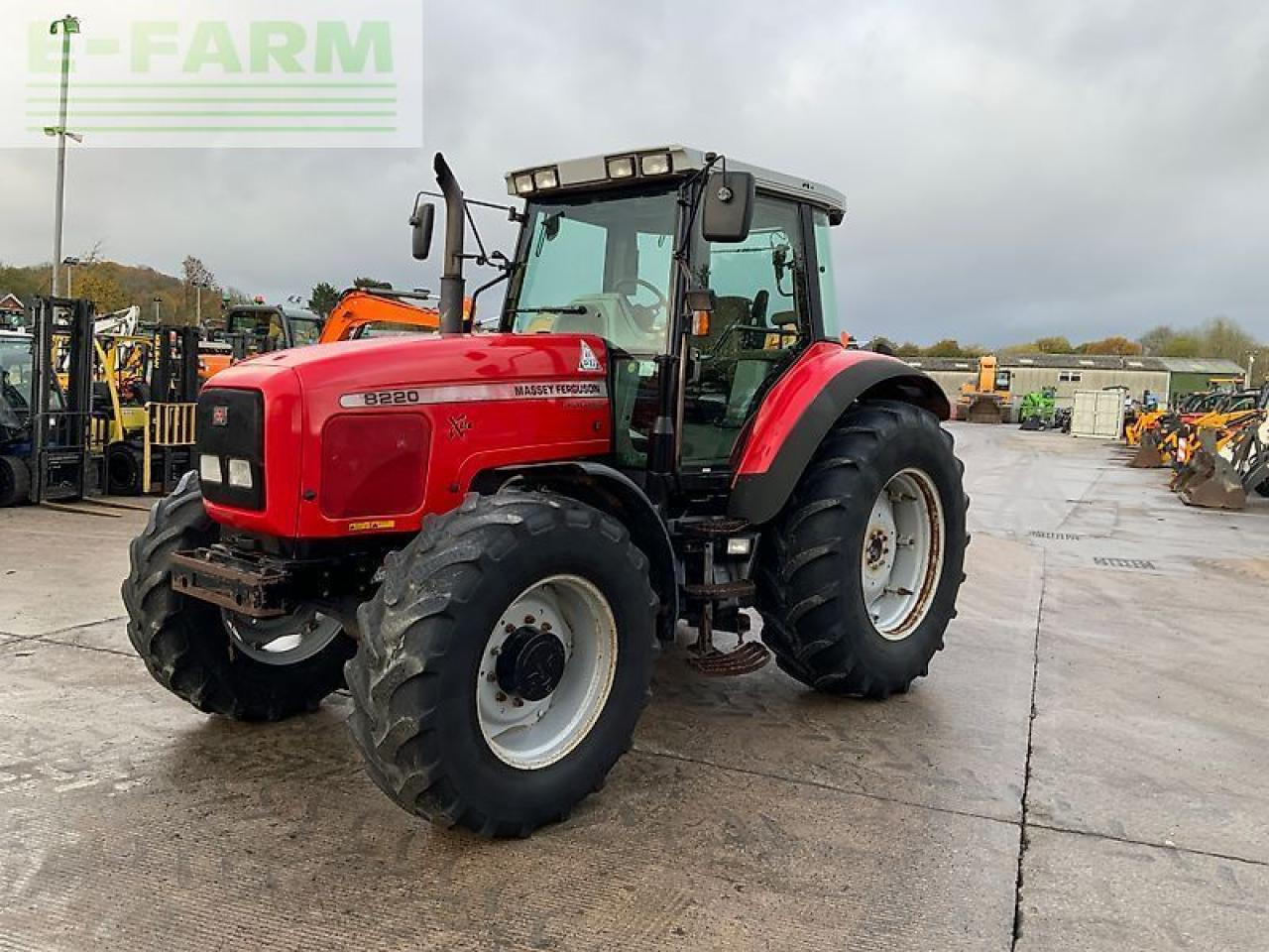 Massey Ferguson 8220 xtra power control tractor (st24304) Xtra - Трактор: фото 4 Massey Ferguson 8220 xtra power control tractor (st24304) Xtra - Трактор: фото 4