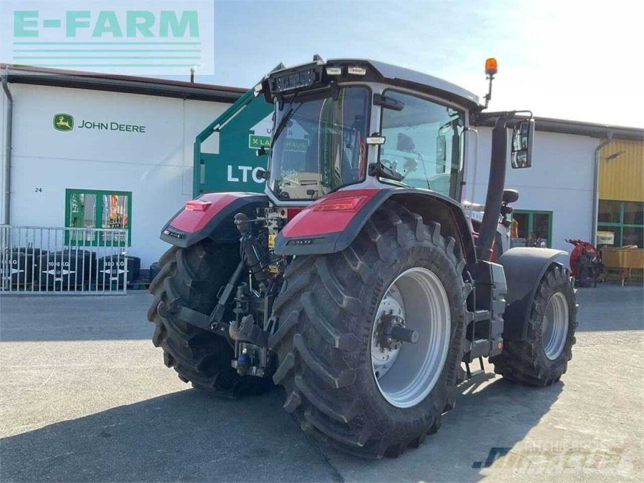 Massey Ferguson 8s.205 - Трактор: фото 3 Massey Ferguson 8s.205 - Трактор: фото 3
