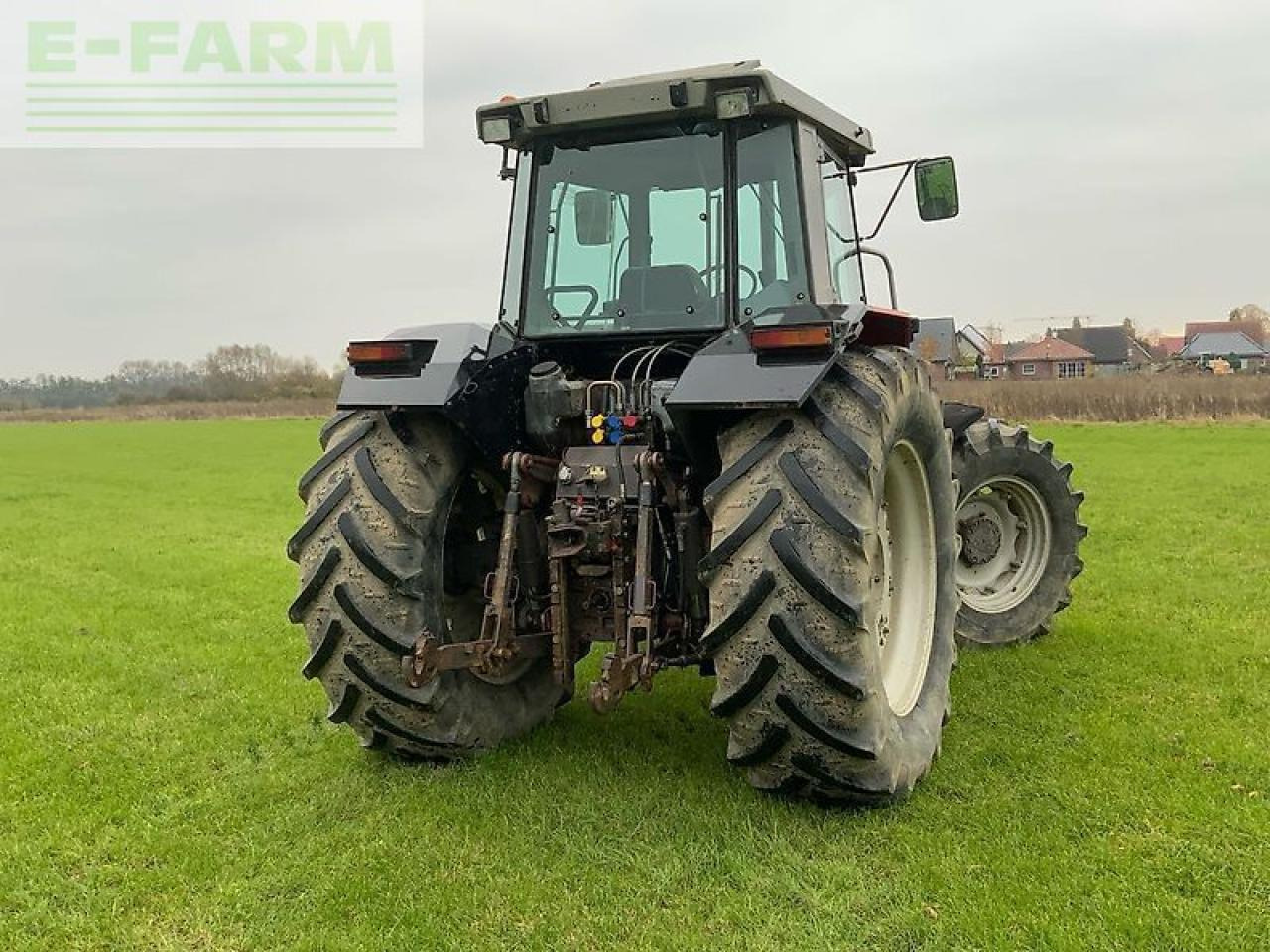 Massey Ferguson mf 3690 - Трактор: фото 2 Massey Ferguson mf 3690 - Трактор: фото 2