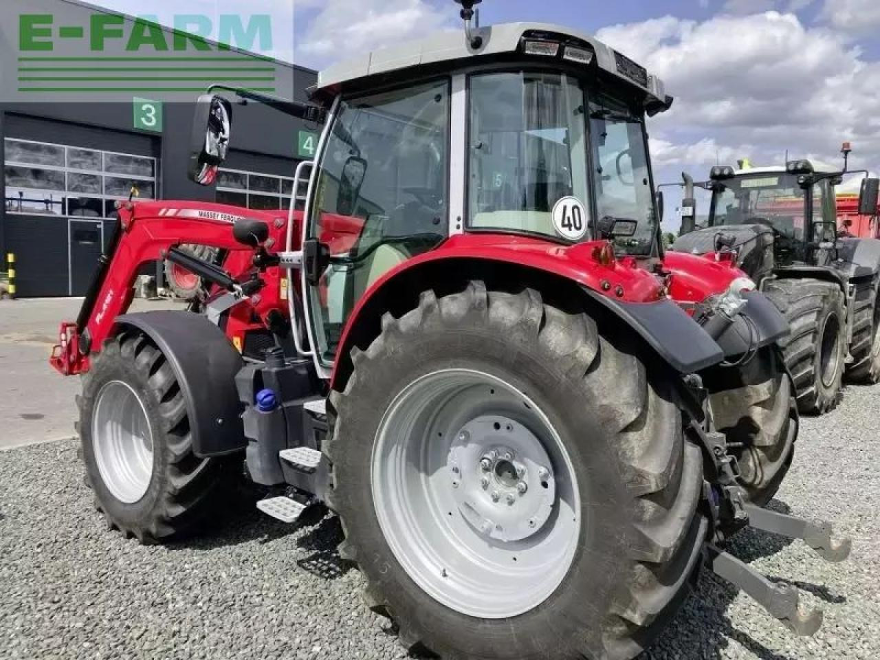 Massey Ferguson mf 5s.145 dyna-6 exclusive mas Exclusive - Трактор: фото 3 Massey Ferguson mf 5s.145 dyna-6 exclusive mas Exclusive - Трактор: фото 3