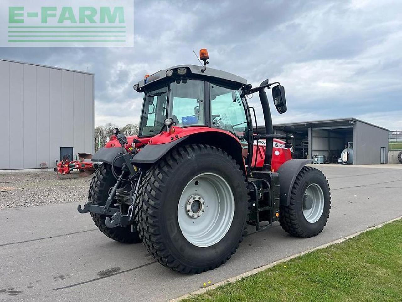 Massey Ferguson mf 6716 s dyna-vt efficient Efficient - Трактор: фото 3 Massey Ferguson mf 6716 s dyna-vt efficient Efficient - Трактор: фото 3