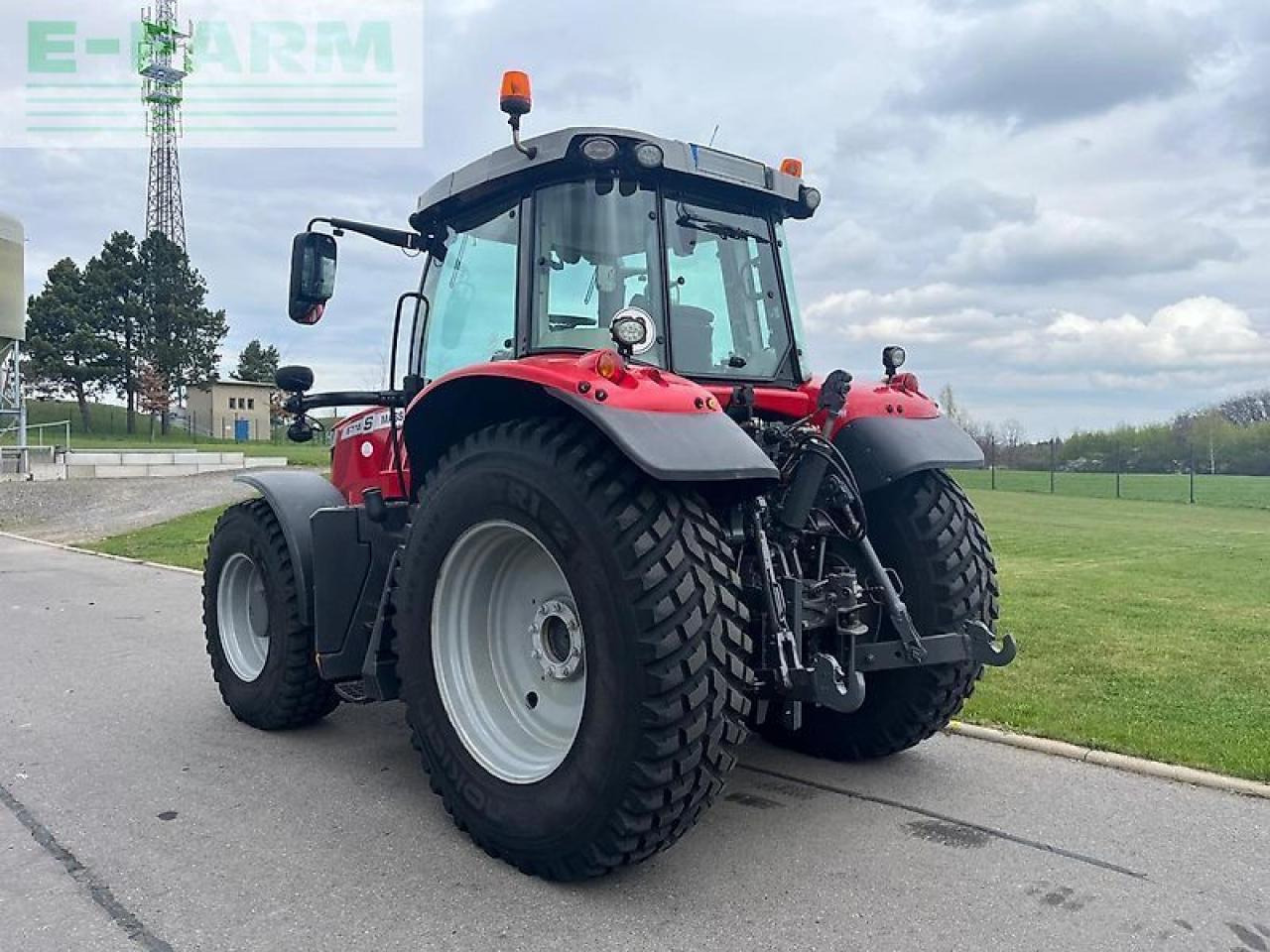Massey Ferguson mf 6716 s dyna-vt efficient Efficient - Трактор: фото 4 Massey Ferguson mf 6716 s dyna-vt efficient Efficient - Трактор: фото 4