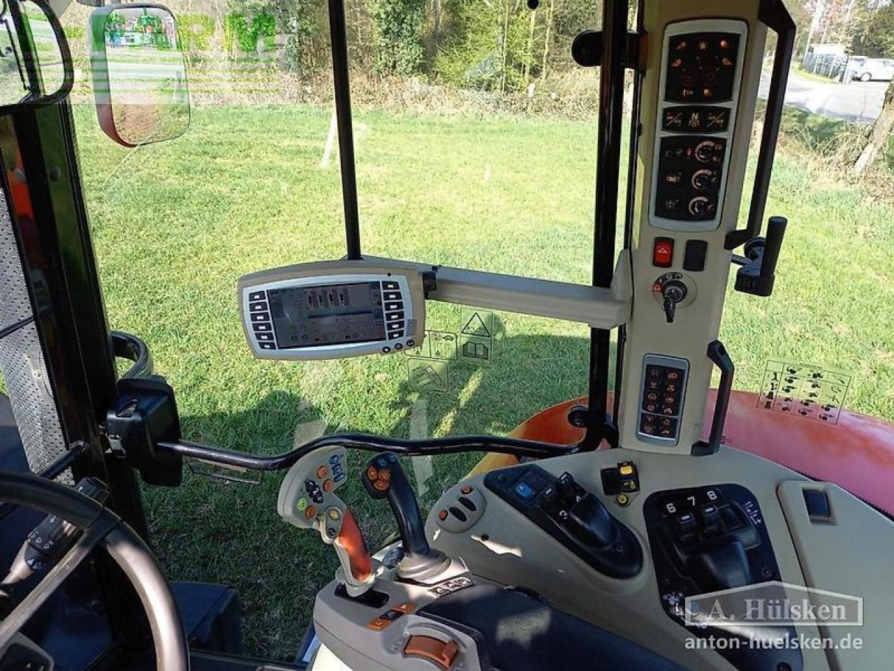 Трактор Massey Ferguson mf 7718 dyna-vt exclusive Exclusive: фото 16
