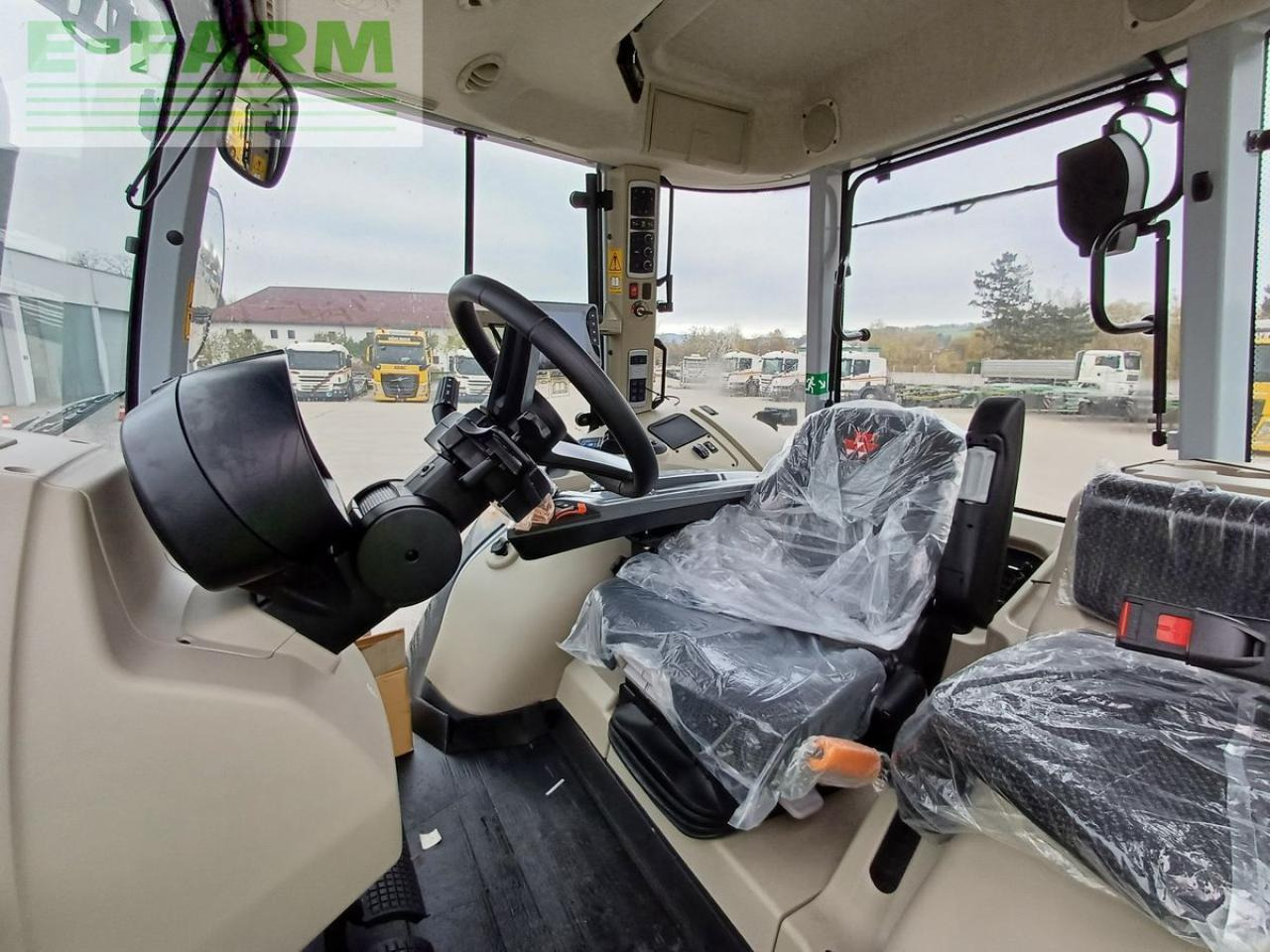 Трактор Massey Ferguson mf 7s.190 dyna-vt exclusive Exclusive: фото 10