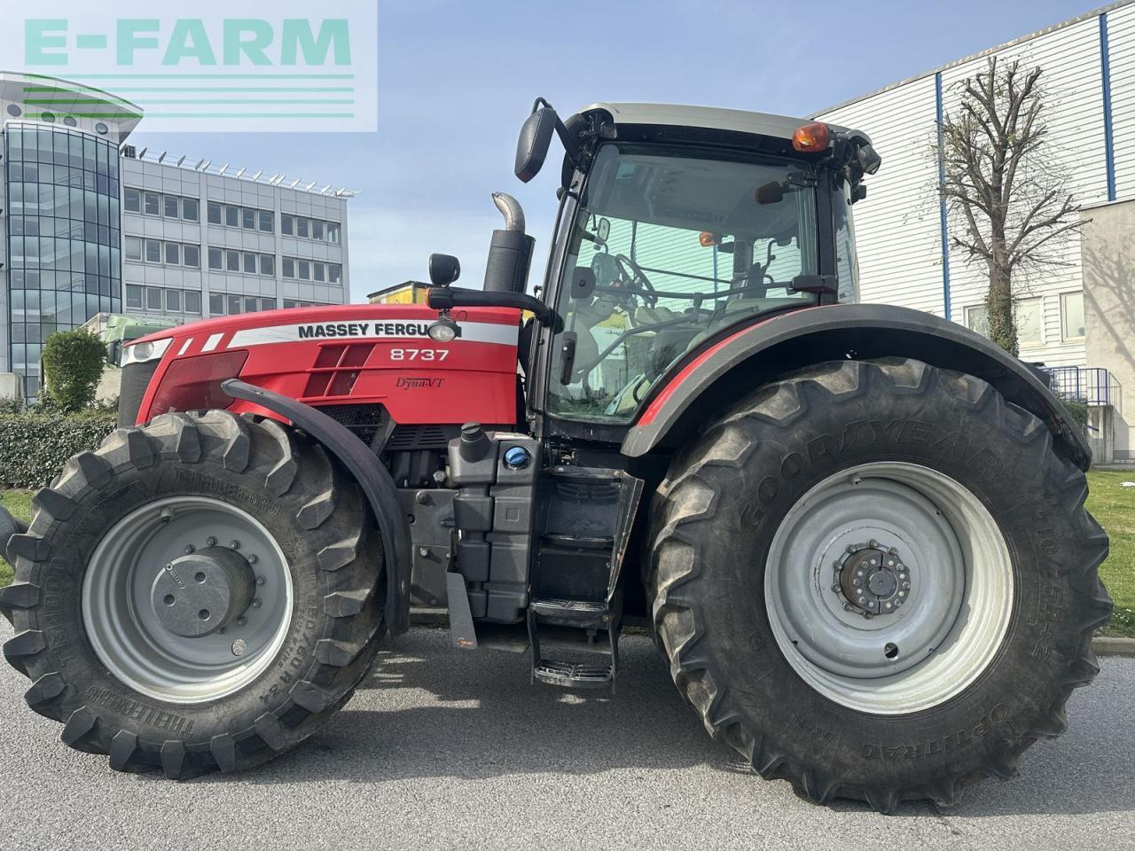 Massey Ferguson mf 8737 - Трактор: фото 5 Massey Ferguson mf 8737 - Трактор: фото 5
