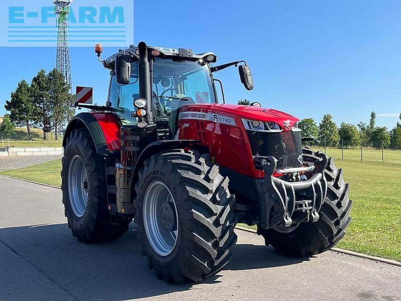 Massey Ferguson mf 8740 s dyna-vt exclusive Exclusive - Трактор: фото 1 Massey Ferguson mf 8740 s dyna-vt exclusive Exclusive - Трактор: фото 1
