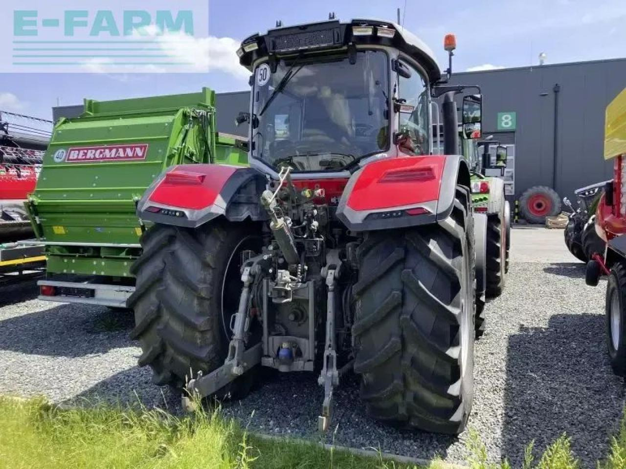 Massey Ferguson mf 8s.245 dyna-vt exclusive ma Exclusive - Трактор: фото 4 Massey Ferguson mf 8s.245 dyna-vt exclusive ma Exclusive - Трактор: фото 4