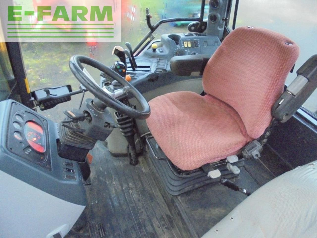 Трактор McCormick cx95: фото 7