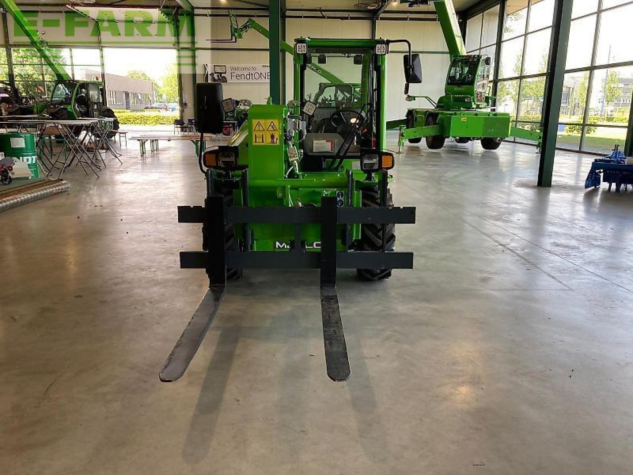Merlo ew25.5-90 verreiker e-worker - Навантажувач телескопічний: фото 3 Merlo ew25.5-90 verreiker e-worker - Навантажувач телескопічний: фото 3