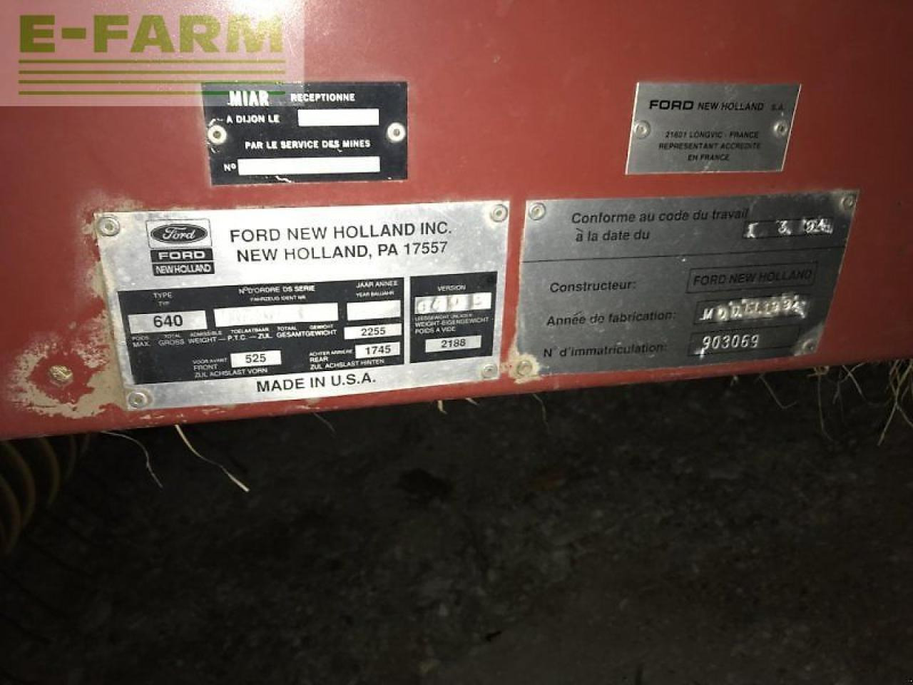 New Holland 640 B Bale Command - Прес-підбирач тюковий: фото 3 New Holland 640 B Bale Command - Прес-підбирач тюковий: фото 3