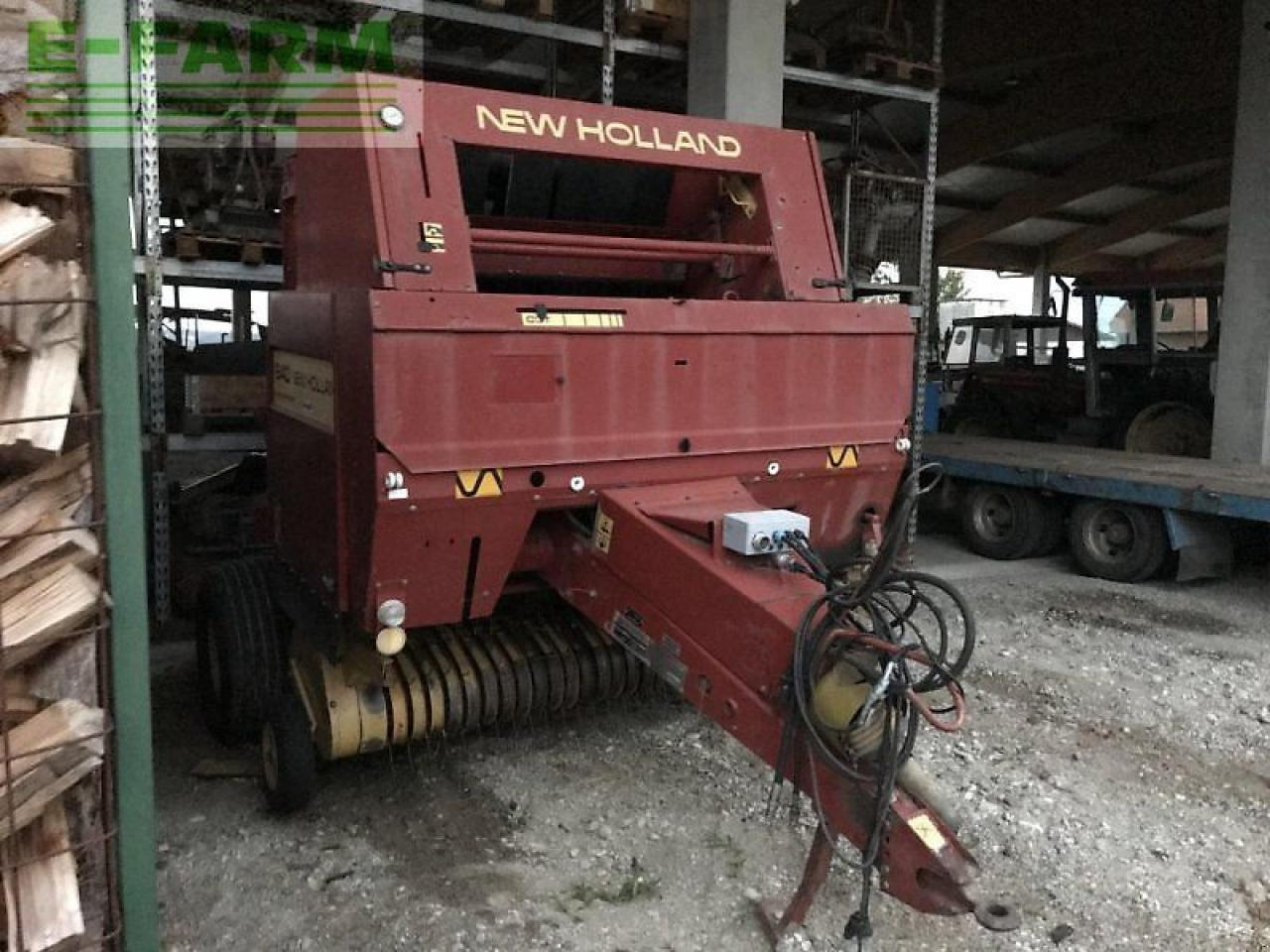 New Holland 640 B Bale Command - Прес-підбирач тюковий: фото 1 New Holland 640 B Bale Command - Прес-підбирач тюковий: фото 1