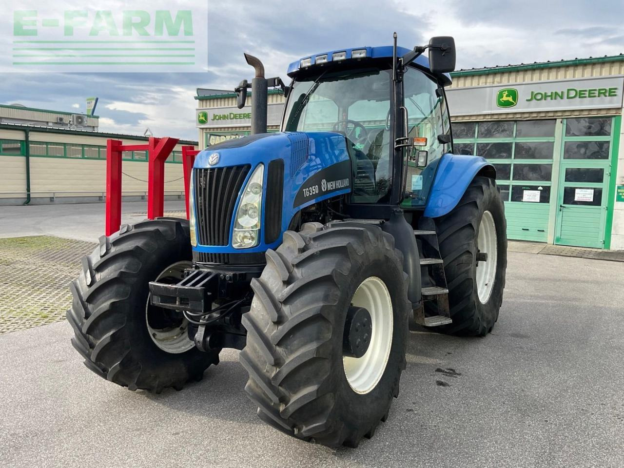 New Holland TG 285 - Трактор: фото 4 New Holland TG 285 - Трактор: фото 4