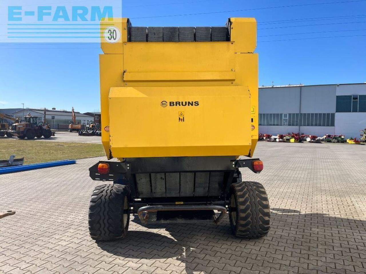 New Holland br 7070 rotorschneidwerk - Прес-підбирач тюковий: фото 4 New Holland br 7070 rotorschneidwerk - Прес-підбирач тюковий: фото 4