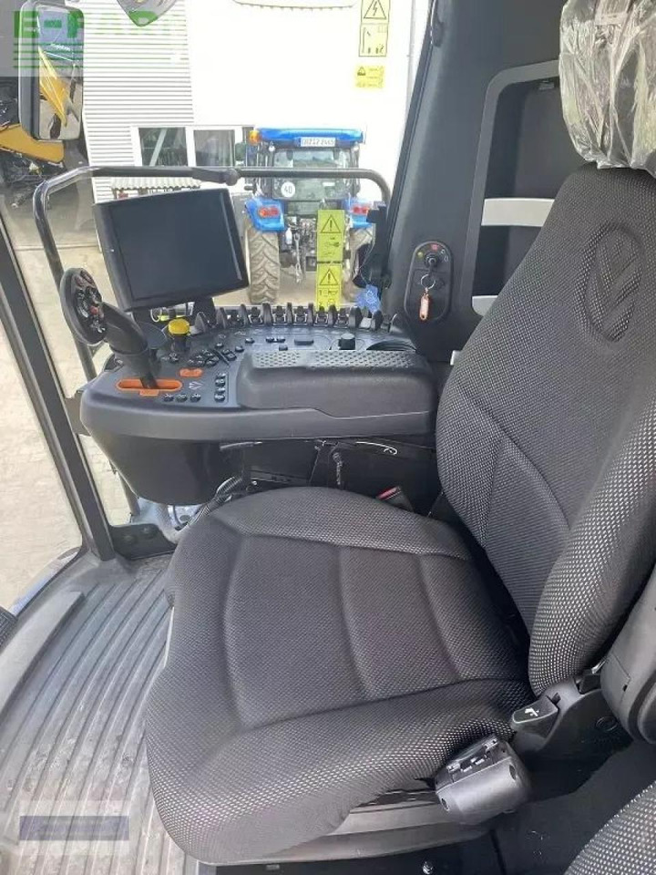 Зернозбиральний комбайн New Holland cx 8.90: фото 15