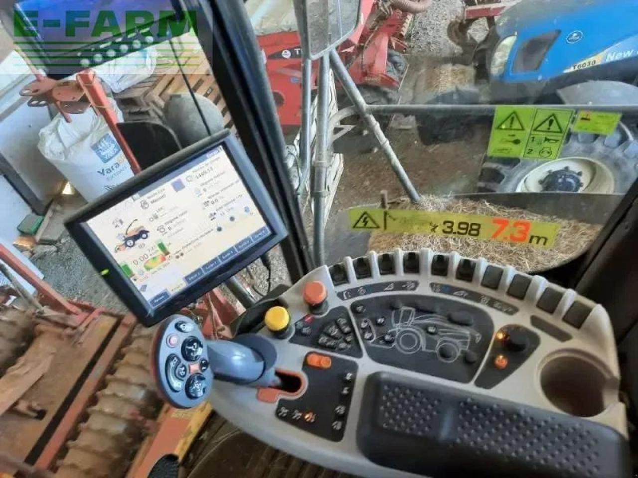 New Holland fr480 - Кормозбиральний комбайн: фото 2 New Holland fr480 - Кормозбиральний комбайн: фото 2