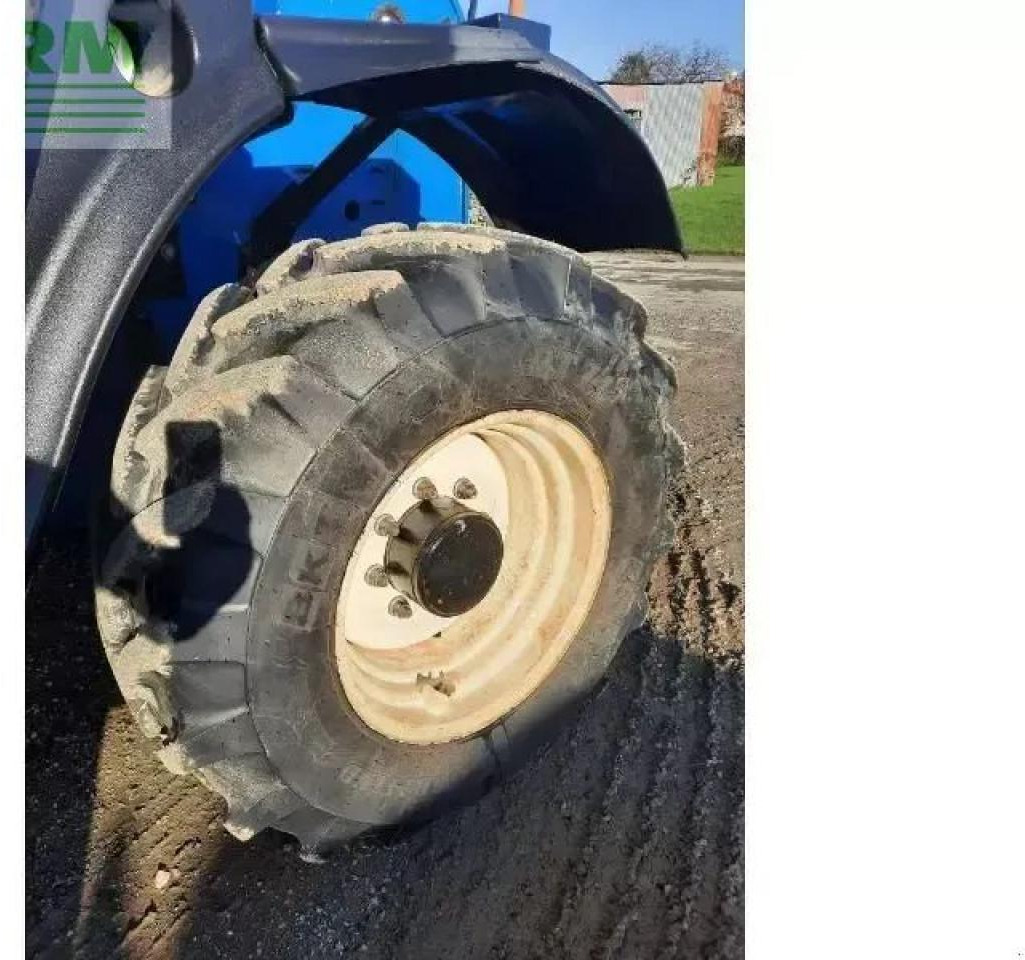 New Holland lm7-42 - Навантажувач телескопічний: фото 4 New Holland lm7-42 - Навантажувач телескопічний: фото 4
