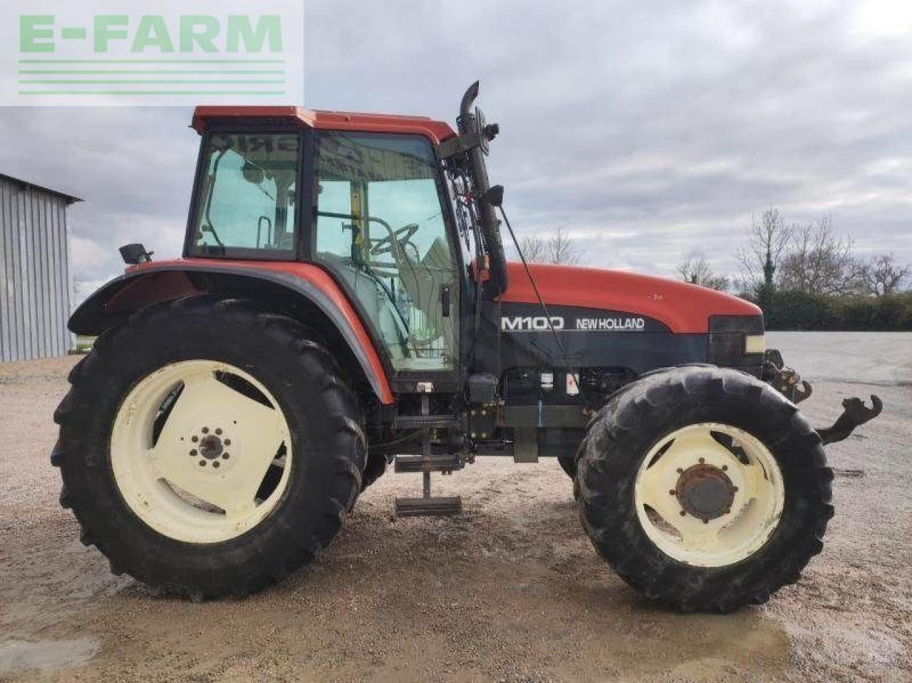 New Holland m100 - Трактор: фото 5 New Holland m100 - Трактор: фото 5