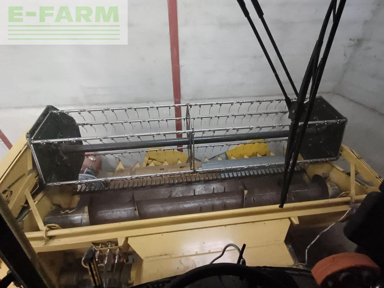 New Holland new holland tc 56 - Зернозбиральний комбайн: фото 5 New Holland new holland tc 56 - Зернозбиральний комбайн: фото 5