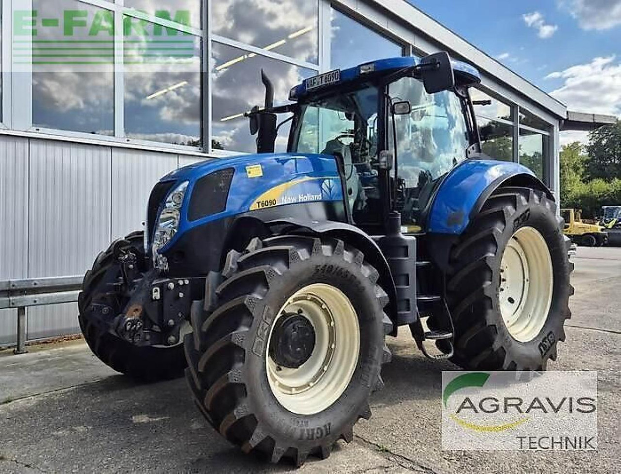 New Holland t 6090 pc - Трактор: фото 2 New Holland t 6090 pc - Трактор: фото 2