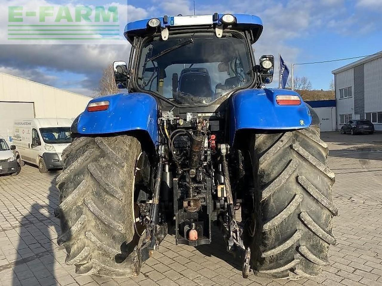 New Holland t 7.220 ac - Трактор: фото 3 New Holland t 7.220 ac - Трактор: фото 3