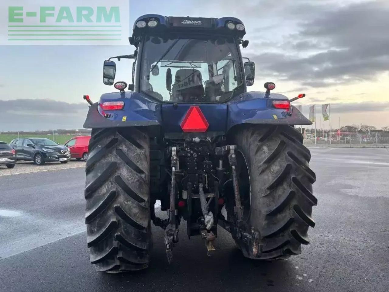 New Holland t 8.410 - Трактор: фото 3 New Holland t 8.410 - Трактор: фото 3