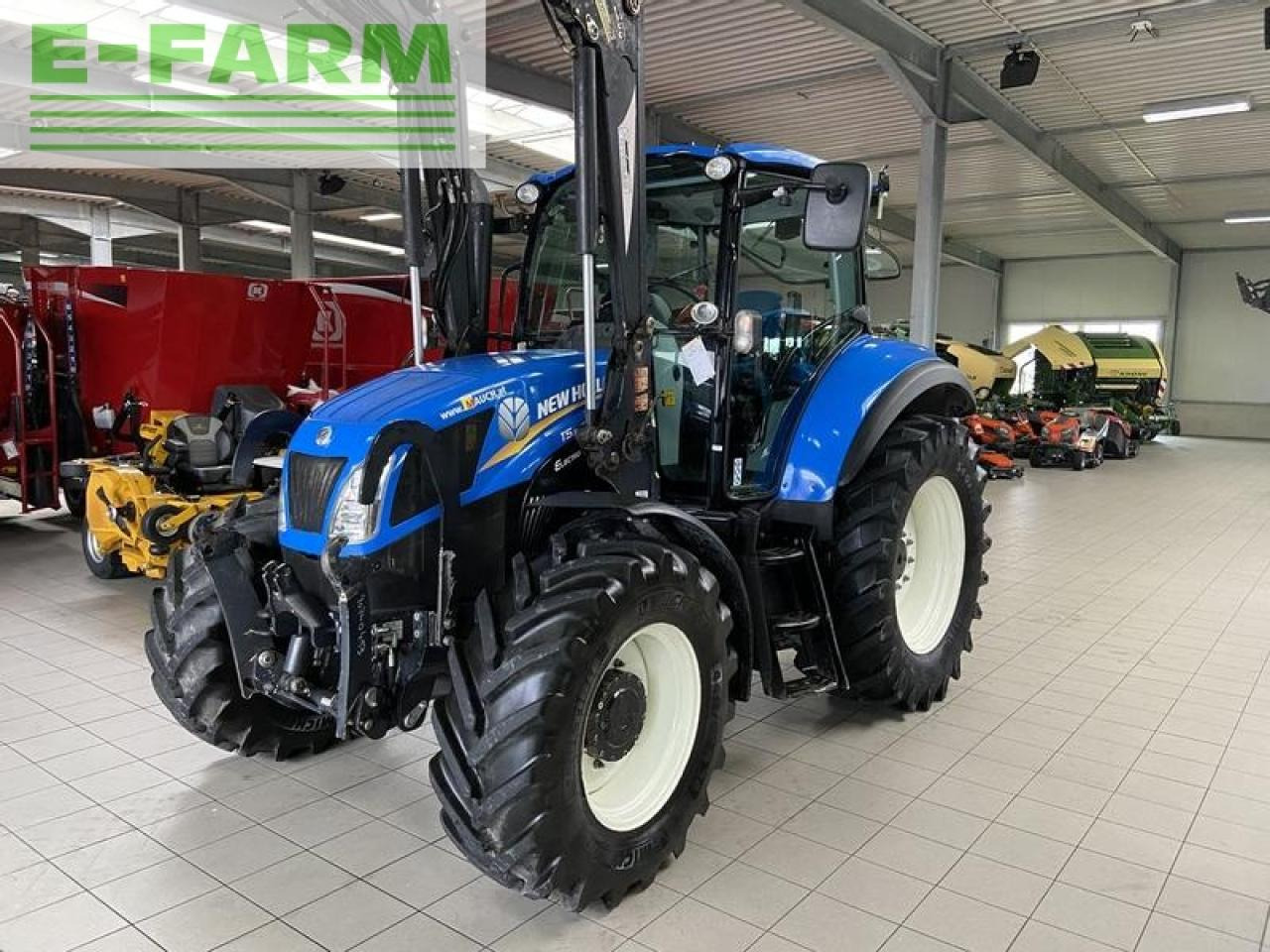 New Holland t5.115 electro command - Трактор: фото 1 New Holland t5.115 electro command - Трактор: фото 1