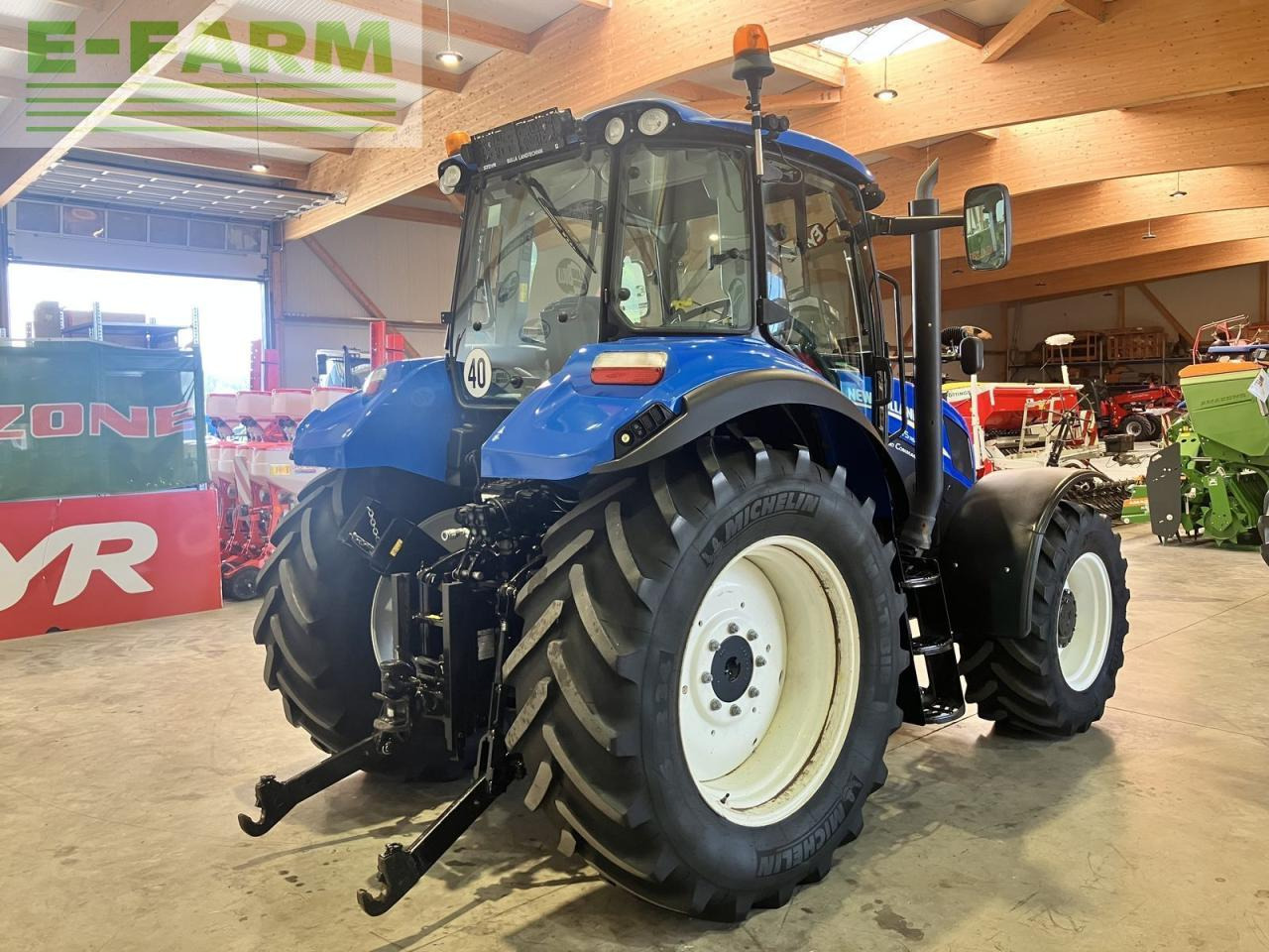 New Holland t5.115 electro command - Трактор: фото 3 New Holland t5.115 electro command - Трактор: фото 3